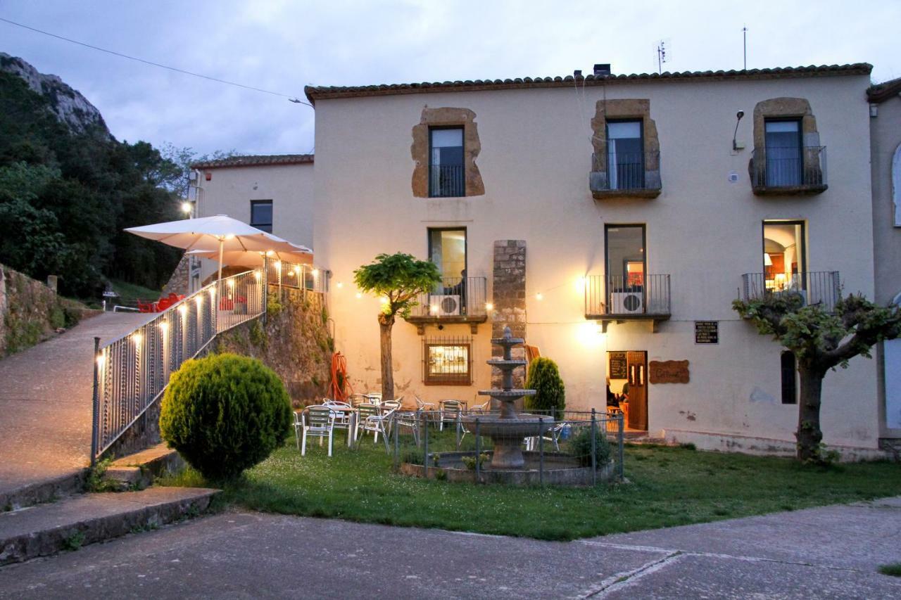 Hostal La Salut De Terrades Exterior foto